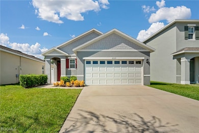 2577 Shamrock St, Tavares, FL 32778 - photo 2