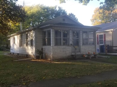 516 Niesen St, La Porte, IN 46350 - photo 2