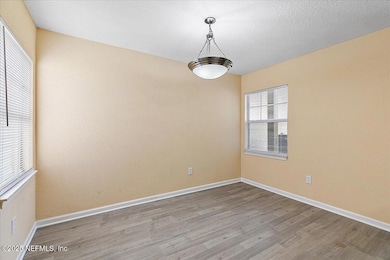02-Dining Room