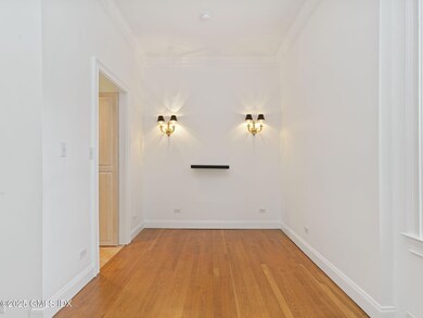 Harbor View unit 1M, Greenwich, CT 06830 - photo 5