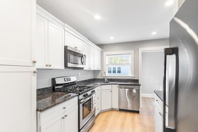 929 Southern Artery unit 1, Quincy, MA 02169 - photo 2