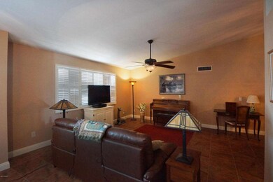 Livingroom with Vaulted Ceilings