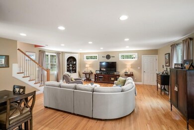 34 Wake Robin Rd, Sudbury, MA 01776 - photo 4