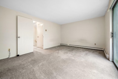 36 Silverton Dr unit U85, Nashua, NH 03062 - photo 3