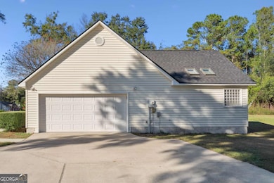 154 Tison Dr, Brunswick, GA 31523 - photo 6