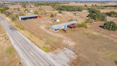 22598 Farm To Market Road 219, Stephenville, TX 76401 - photo 3