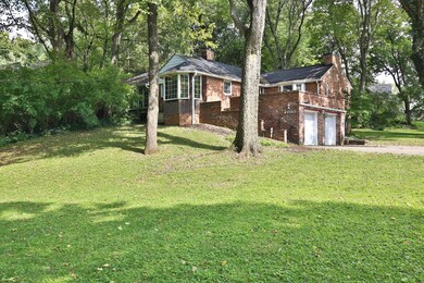 4010 Fairfax Dr. Exterior