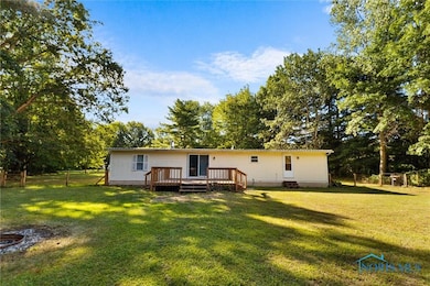 4555 S Fulton Lucas Rd, Swanton, OH 43558 - photo 2