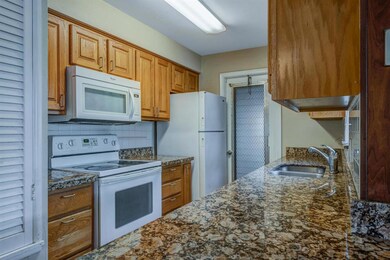2693 West End Rd West Palm-large-009-011