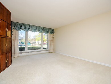 6155 N Fairfield Ave, Chicago, IL 60659 - photo 4