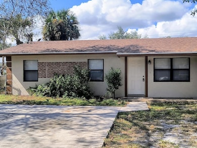 1115 N 16th Ct, Fort Pierce, FL 34950 - photo 3