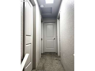 540 NW 10th St, Hermiston, OR 97838 - photo 7