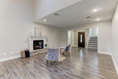 203 Woodward -5