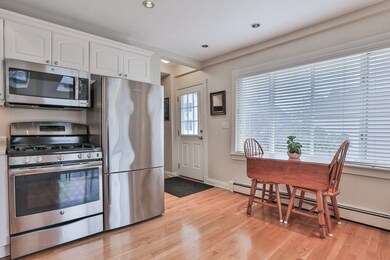 11 Franklin St, Newburyport, MA 01950 - photo 6