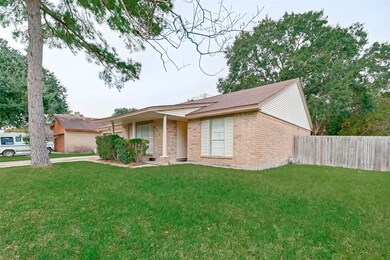 7302 Pebblemill Ln, Houston, TX 77086 - photo 3