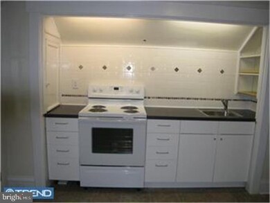 604 Walnut St, Lansdale, PA 19446 - photo 5