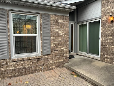 48421 Milonas Dr unit 223, Shelby Township, MI 48315 - photo 4