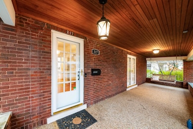 217 Arden Rd, Columbus, OH 43214 - photo 3