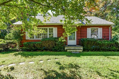 27 Bradley Dr, Freehold, NJ 07728 - photo 3