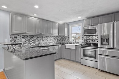 32 Colony Rd, Westminster, MA 01473 - photo 2