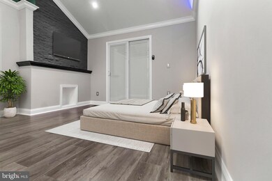 914 W Franklin St, Baltimore, MD 21223 - photo 7