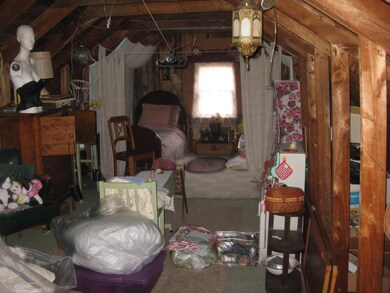 329 Dymond Hollow Rd, Falls, PA 18615 - photo 6