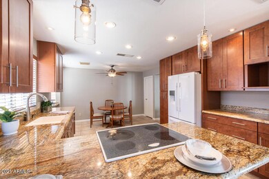 1520 N Iowa-7