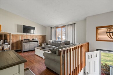 80 Oakside St, Warwick, RI 02889 - photo 3