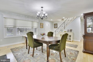 12806 Kernel Cir, Bowie, MD 20715 - photo 4