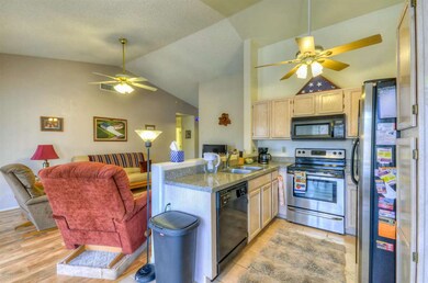 Kitchen (2)
