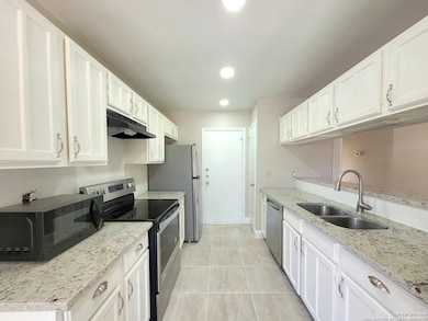 11419 Blue Mesa Dr, San Antonio, TX 78245 - photo 7