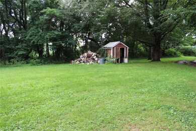 5416 Schultz Bridge Rd, Zionsville, PA 18092 - photo 4