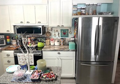 1566 Black Forest Dr, Lakeland, FL 33810 - photo 7