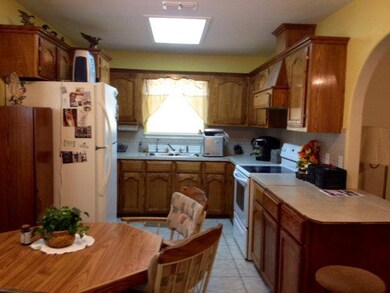 Kitchen/dining