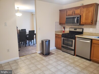 224 W Ridley Ave, Norwood, PA 19074 - photo 2