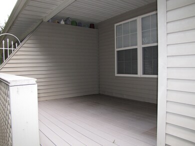 405 E Wilson St, Tuscola, IL 61953 - photo 2