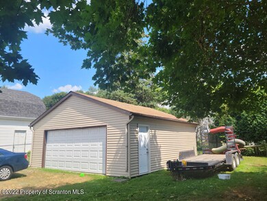 315 S Sherman Ave, Scranton, PA 18504 - photo 4