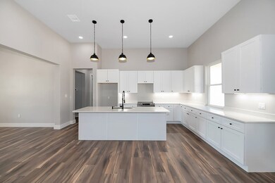 122 Parlin Ln, Fredericksburg, TX 78624 - photo 4