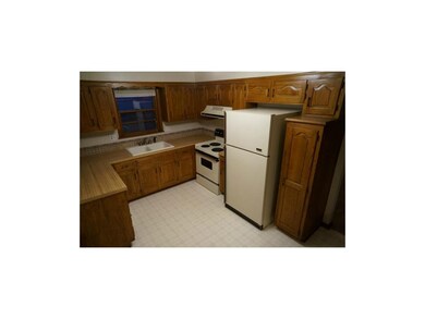 All appliances stay!