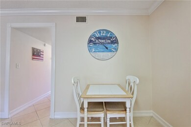 1100 Gulf Shore Blvd N unit 207, Naples, FL 34102 - photo 5