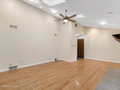 1205 S Main St, Wheaton, IL 60189 - photo 4