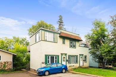 1526 E 1st St, Duluth, MN 55812 - photo 3