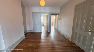 527 Columbia St unit 3, Hudson, NY 12534 - photo 6