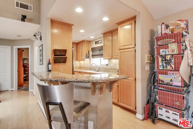 2512 Vanderbilt Ln unit B, Redondo Beach, CA 90278 - photo 4