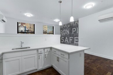 196 Market St unit 4B, Newark, NJ 07102 - photo 4