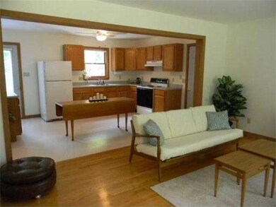 383 Cooper Rd, Northbridge, MA 01534 - photo 4