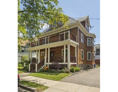 81 Thorndike St unit 81, Brookline, MA 02446 - photo 3