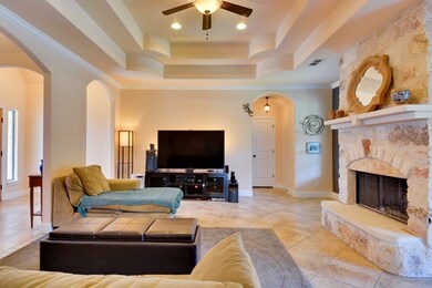 811 Dogwood Ln, Fredericksburg, TX 78624 - photo 3