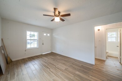 3710 Cactus St unit 3716, Houston, TX 77026 - photo 3