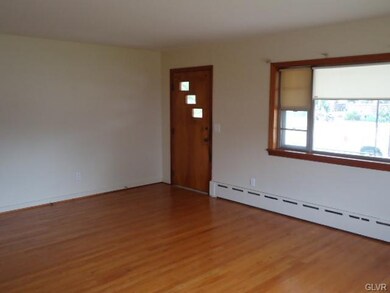 846 5th St, Whitehall, PA 18052 - photo 7